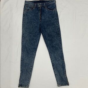 Levi’s Ankle Zip Skinny Jeans